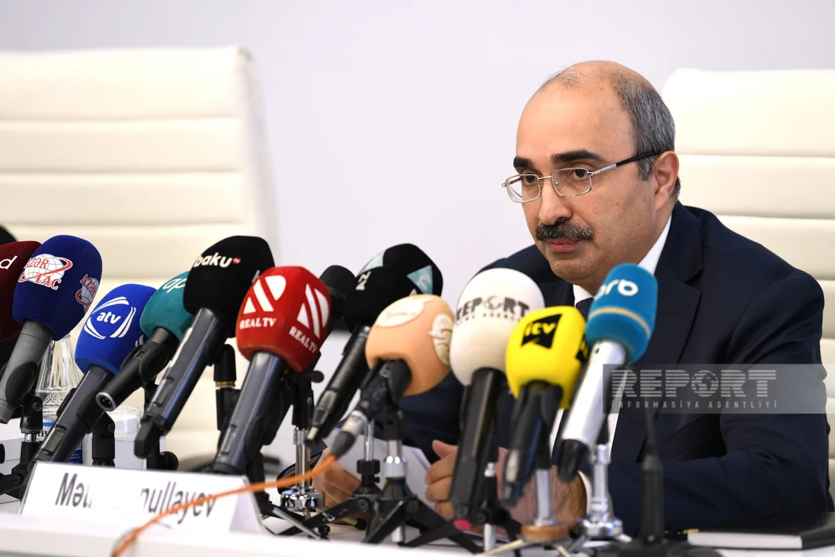 В Азербайджане приватизировано 94% акционерных обществ