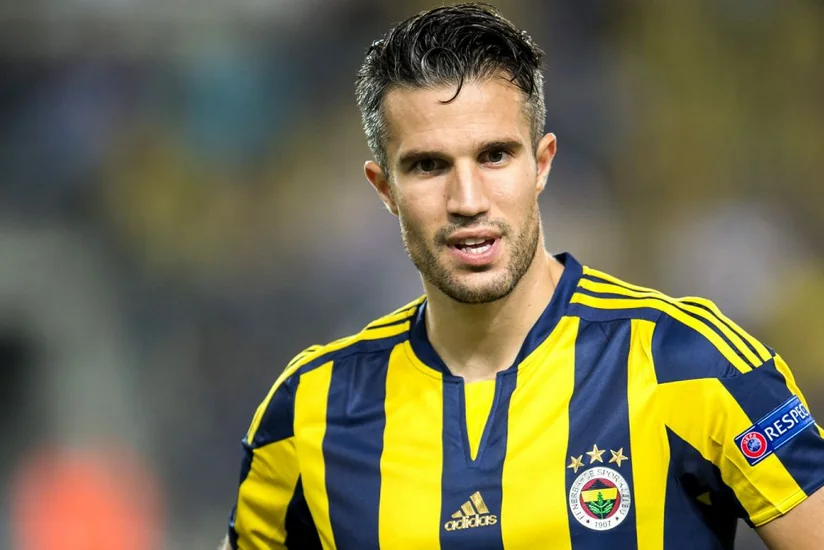 Forward Robin van Persie leaving Turkey