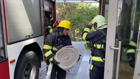FHN hoteldə təlim keçirib