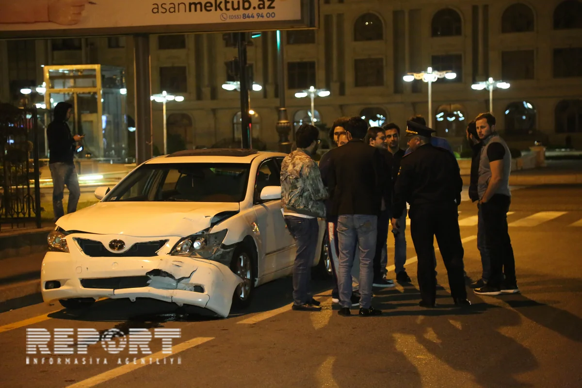 Bakıda iki avtomobil toqquşub - FOTO - VİDEO - YENİLƏNİB