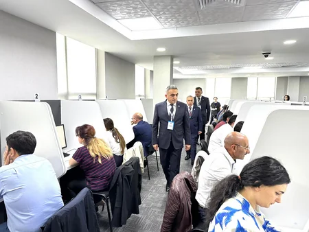Vəkilliyə qəbulla bağlı test imtahanında uğur qazanan namizədlərin adları açıqlanıb