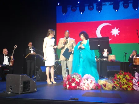 Zeynəb Xanlarova Nyu-Yorkda konsert verib - FOTO