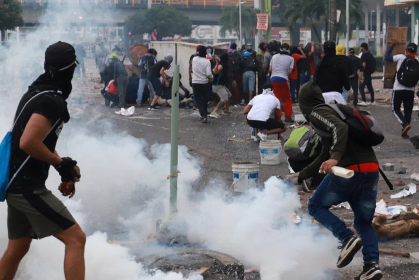 В Колумбии свыше 80 человек пропали без вести во время протестов