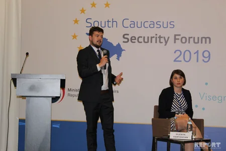 Tbilisidə regional forumda Dağlıq Qarabağ münaqişəsi ilə bağlı sessiya narazılıq yaradıb