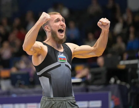 Azərbaycan gimnastı dünya çempionatında qızıl medal qazanıb