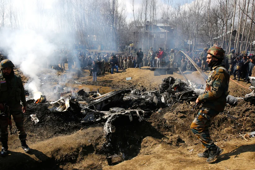 Полиция открыла огонь по толпе в Индии, погибли 6 человек