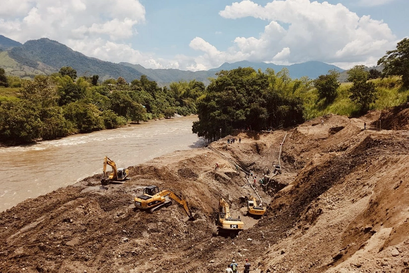 Rescuers recover bodies of 11 people killed in illegal mine in Colombia