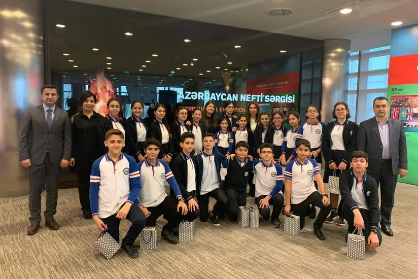 20 saylı məktəbin şagirdləri SOCAR-da olub