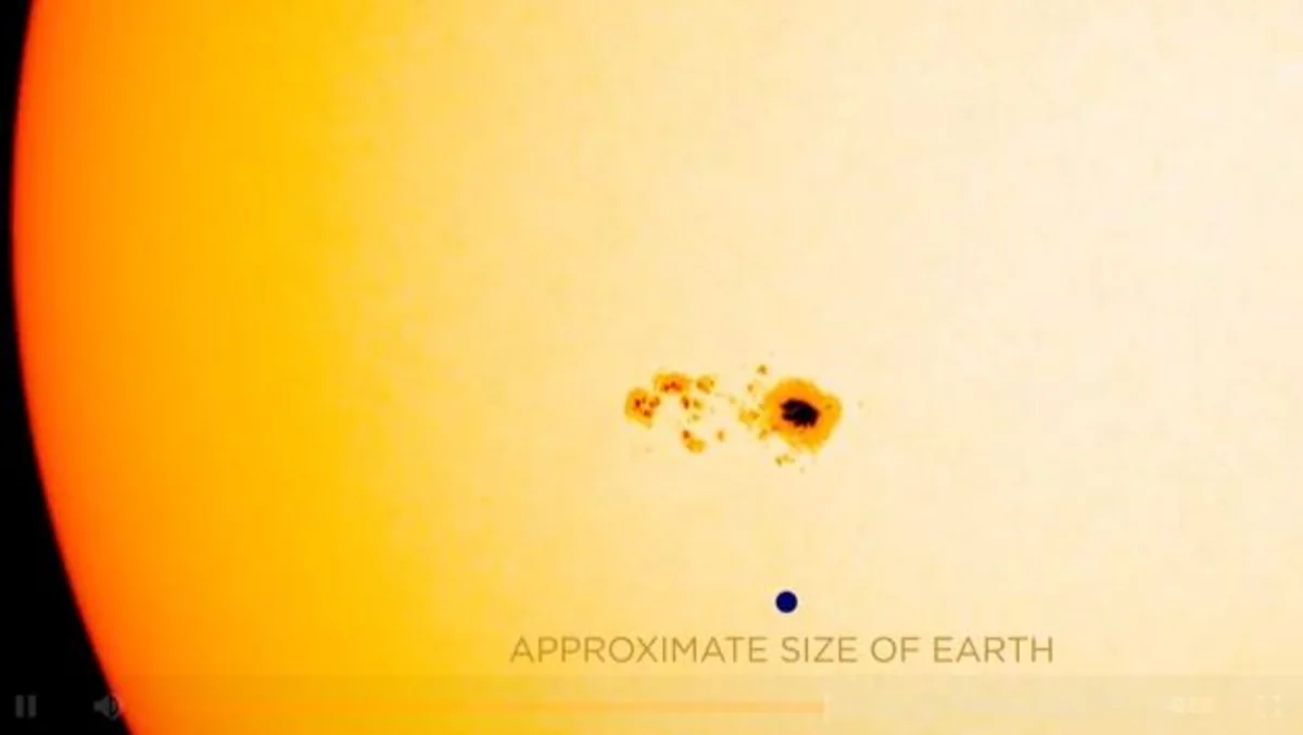 NASA Günəşin səthindəki nəhəng ləkənin kadrlarını nümayiş etdirib - VİDEO