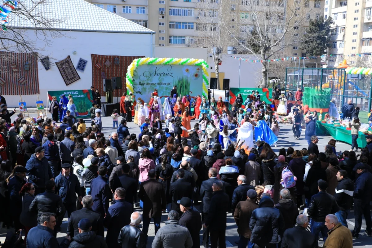 Bakının Nizami və Nəsimi rayonlarında bayram şənliyi keçirilib