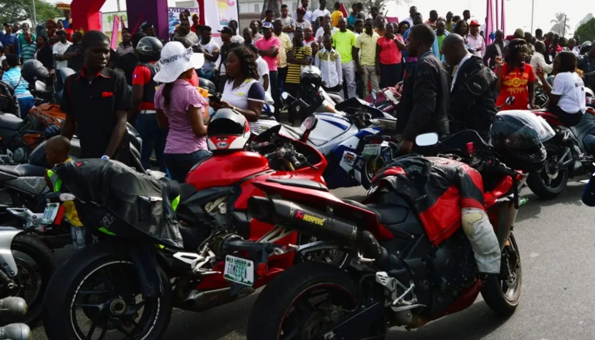 Nigeriyada karnaval zamanı azı 14 nəfər həlak olub, onlarla insan yaralanıb