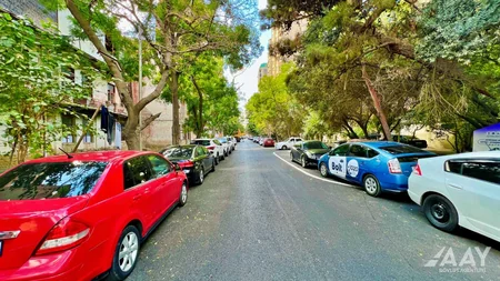 Bakının Əliəşrəf Əlizadə və Tələt Şıxəliyev küçələri əsaslı təmir edilib