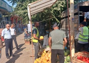 Cəlilabadın Göytəpə şəhərində qanunsuz küçə ticarəti ilə bağlı reyd keçirilib
