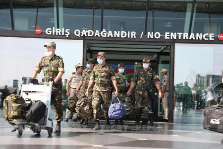 First group of Azerbaijani firefighters return home from Turkey