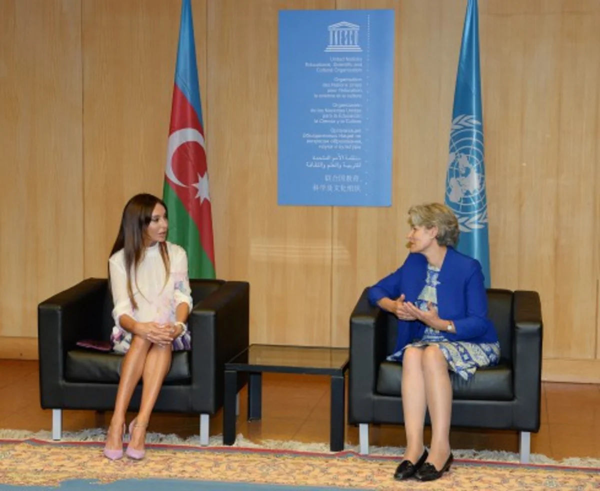Azərbaycanın birinci xanımı UNESCO-nun mənzil qərargahına gedib
