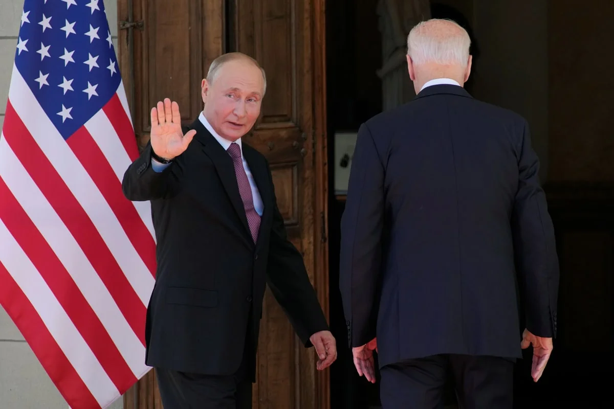 Россия и США договорились вернуть послов