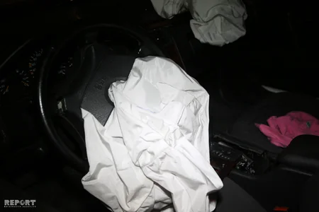 Bakıda yol hərəkəti qaydasını pozan sürücü qəza törədib, xəsarət alan var - FOTO