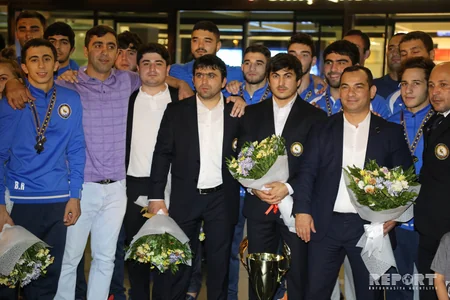 İlk dəfə Avropa çempionu olan Azərbaycanın cüdo yığması Vətənə qayıdıb - FOTO - VİDEO