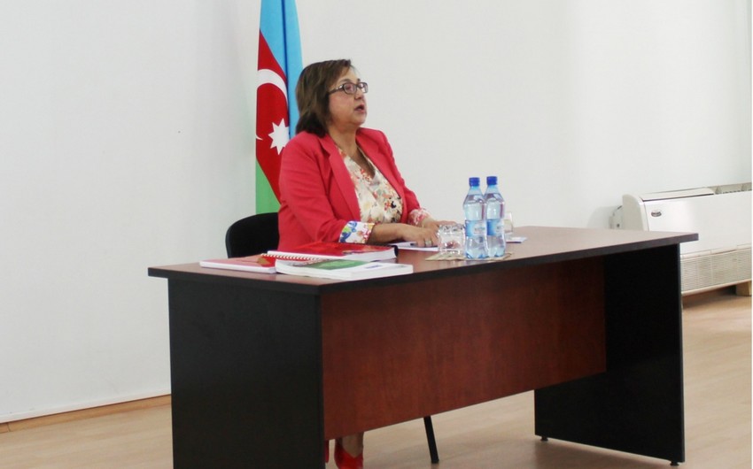 ​Məleykə Abbaszadə: İngilis dili fənni üzrə markerlərin hazırlanması nəzərdə tutulub