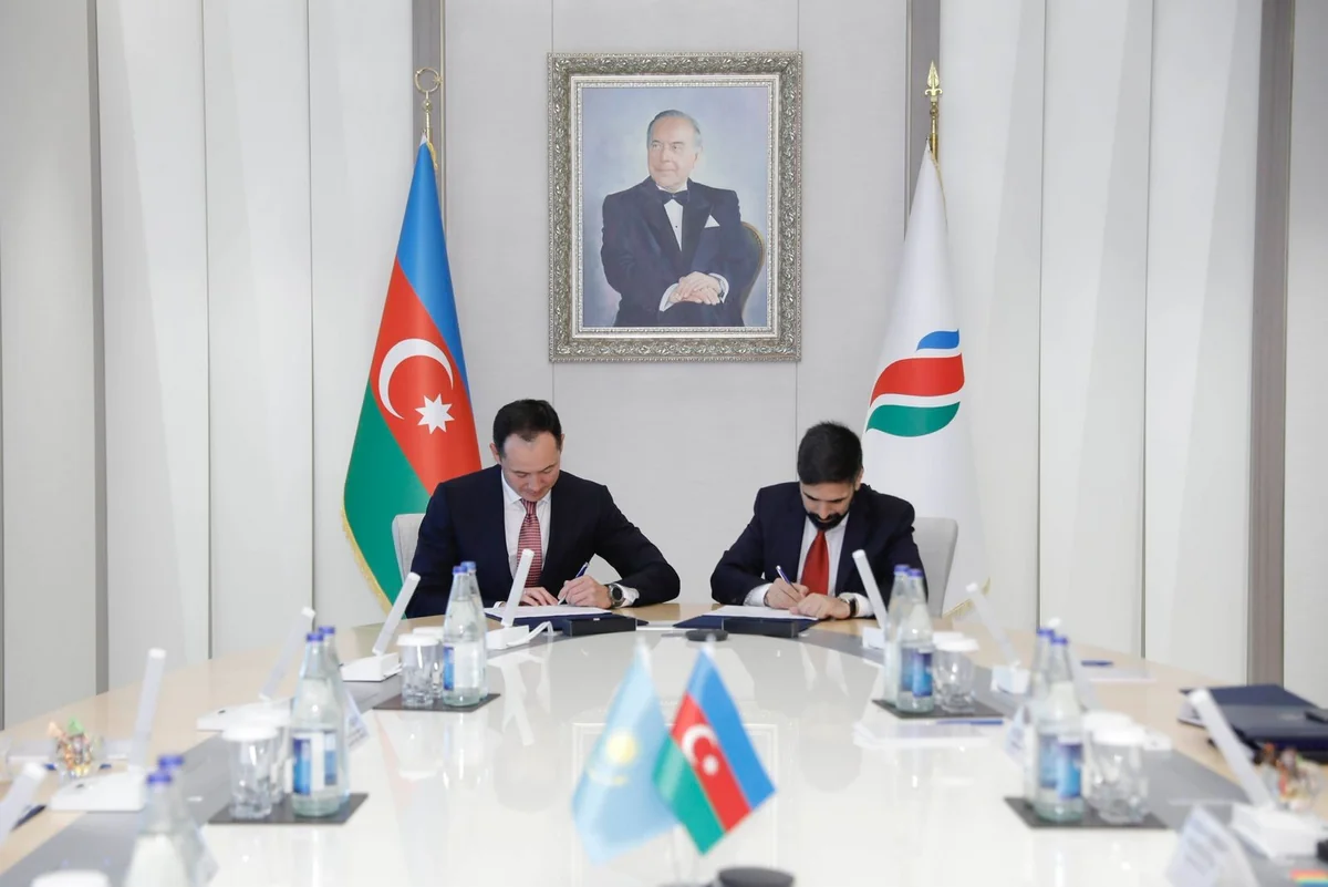 SOCAR и казахстанская компания QazaqGaz подписали Меморандум о взаимопонимании