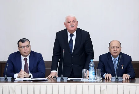 Nazir Qarabağ müharibəsi iştirakçıları və şəhid ailələri ilə görüş keçirir