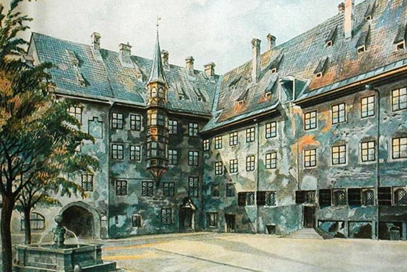 Artworks by Hitler sell at auction for 440,000 USD