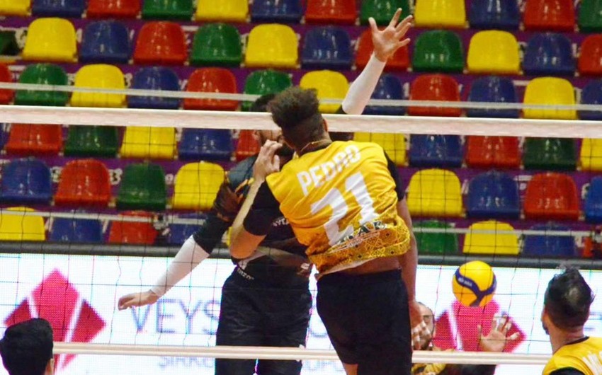 Azərbaycan voleybol çempionatında ilk finalçı müəyyənləşib