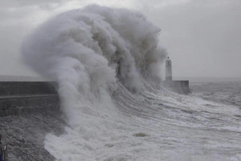 Şanxayda tropik fırtınaya görə 130 min insan təxliyyə edilib