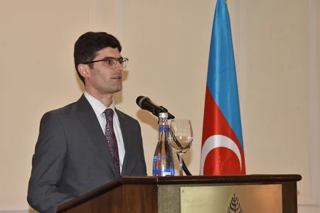 Heydər Əliyevin 100 illiyi ilə bağlı  “Hüquq və insan haqları virtual kitabxanası”nın təqdimatı keçirilib