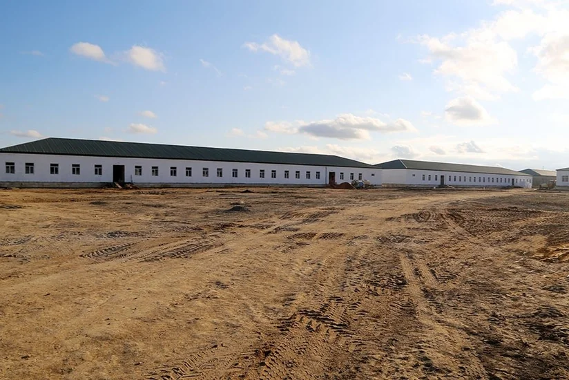 Cəbhəboyu zonada Azərbaycan Ordusu üçün yeni hərbi obyektlər tikilir - VİDEO