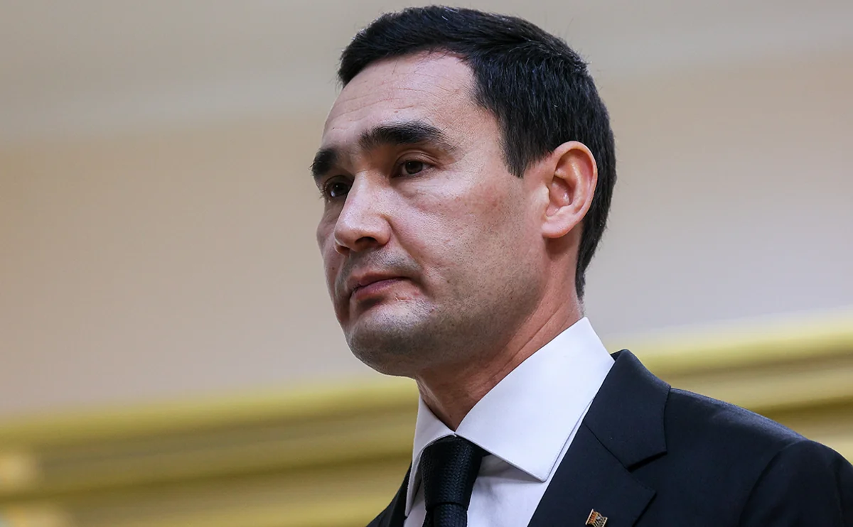 Türkmənistan Prezidenti Baş nazirin müavini və ticarət nazirini vəzifəsindən azad edib