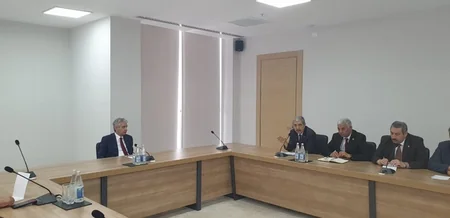 YAP-da müşavirə keçirilib