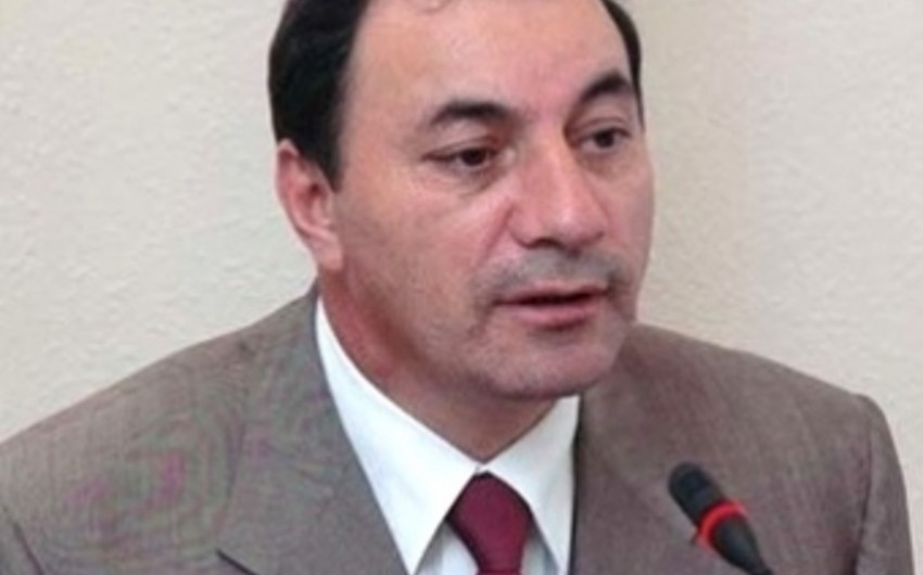 ​Əvəz Ələkbərovun xalası oğlunu qətlə yetirməkdə təqsirləndirilən qadının məhkəməsi təxirə salınıb