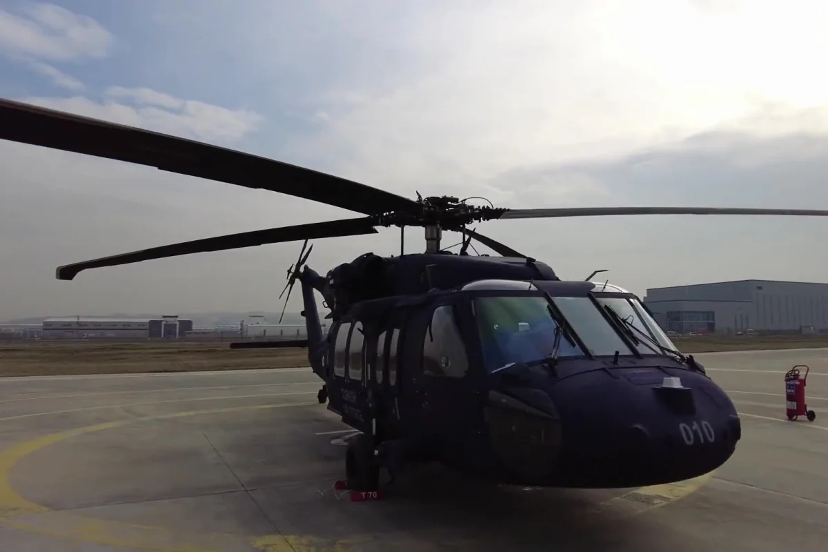 ВВС Турции передан первый многоцелевой вертолет