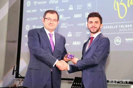 Könüllü-Tələbə təqaüd proqramının bağlanış mərasimi keçirilib - FOTO
