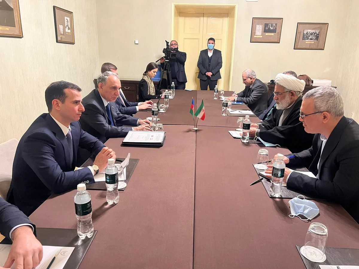 Azərbaycanın Baş prokuroru Moskvada iranlı həmkarı ilə görüşüb