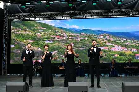 Laçında “MDB-nin mədəniyyət paytaxtı - 2025” ilinin açılış mərasimindən sonra qala konsert keçirilib