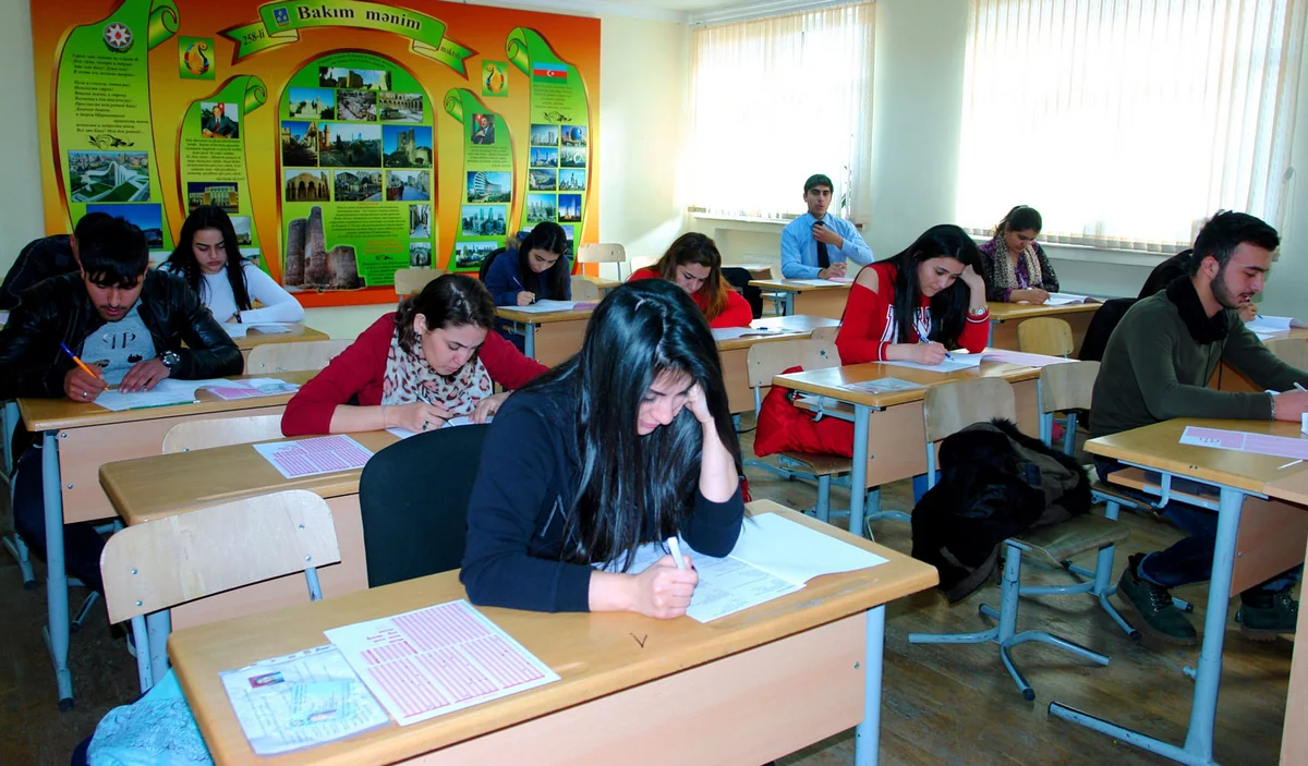 Əvvəlki illərdə orta məktəbləri bitirib sənəd ala bilməyənlər üçün imtahan keçirilib