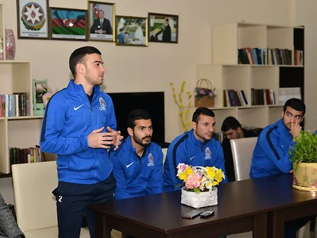 Azərbaycan millisinin üzvləri müharibə əlilləri pansionatında olublar