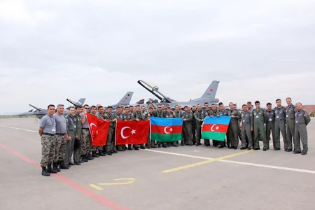 Turkish warplanes arrive in Azerbaijan
