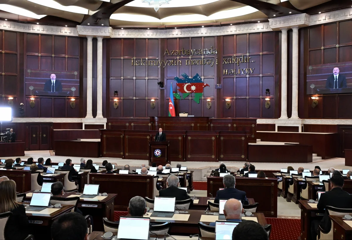 Prezident: Qarabağ və Şərqi Zəngəzurun dirçəldilməsi üçün genişmiqyaslı işlər aparılır