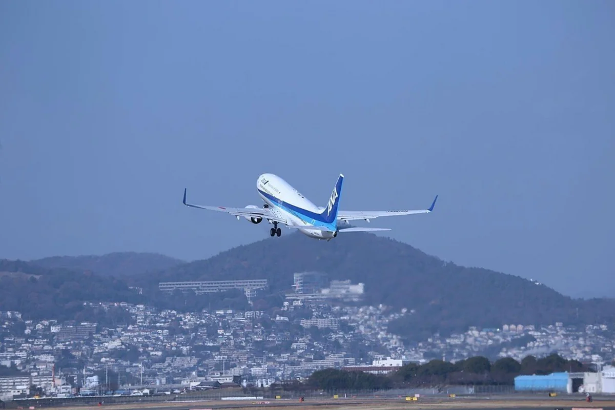 Yaponiyada qasırğa səbəbindən 600-ə yaxın aviareys ləğv olunub
