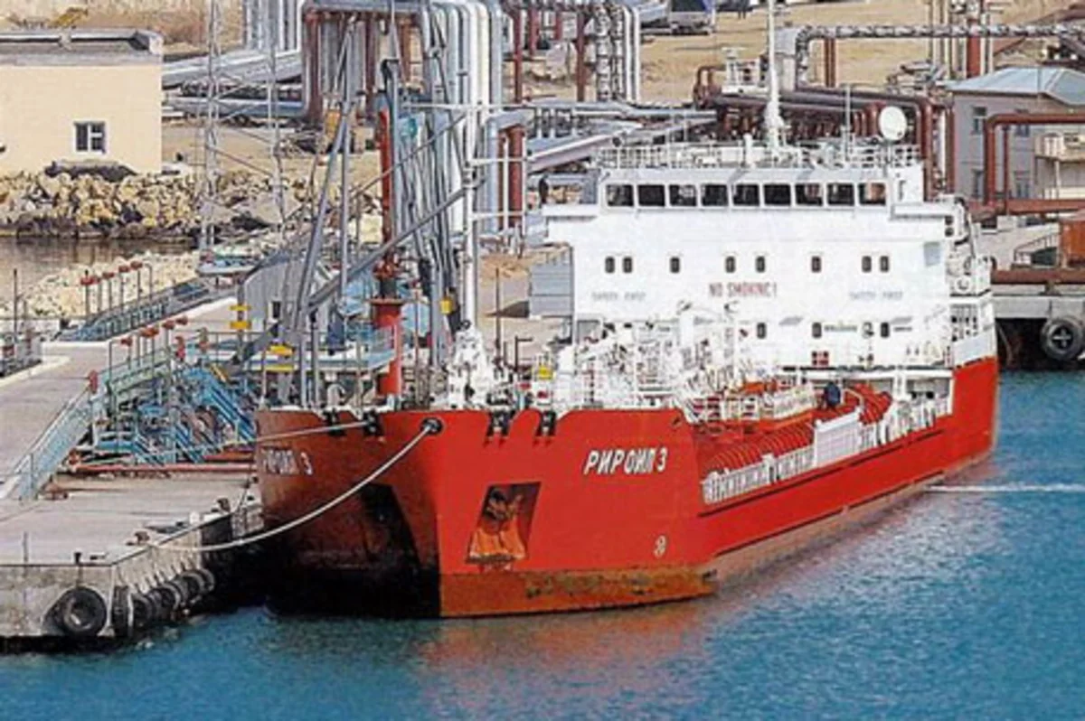​Казахстан начал транспортировку нефтеналивных грузов из Туркменистана в Азербайджан
