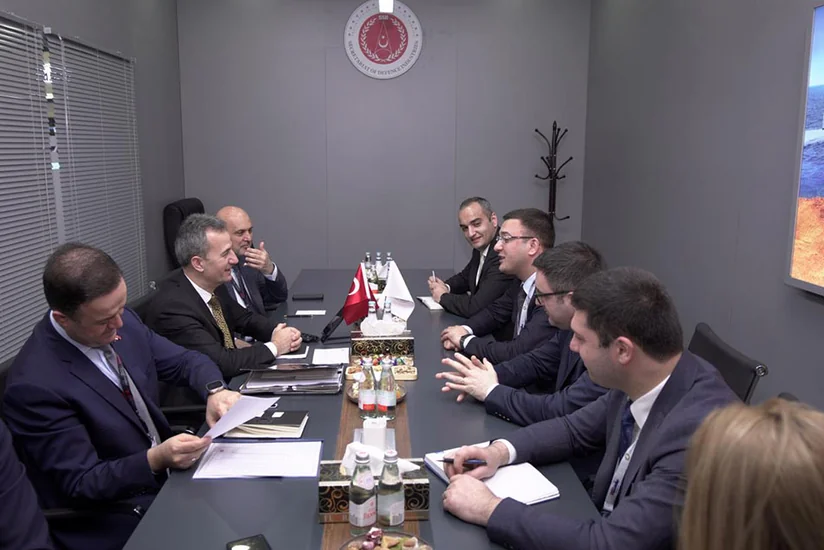 Azərbaycanla Türkiyə arasında müdafiə sənayesi sahəsində birgə istehsalla bağlı müzakirələr aparılıb