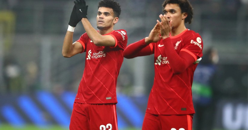 “Liverpul”un futbolçusu klubla müqaviləsinin müddətini uzatmağı nəzərdən keçirir