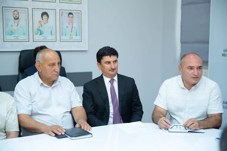 Milli Paralimpiya Komitəsində baş məşqçilərlə görüş keçirilib