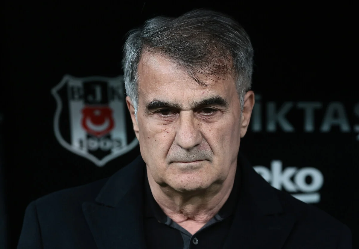 Beşiktaş 10 futbolçusu ilə vidalaşır