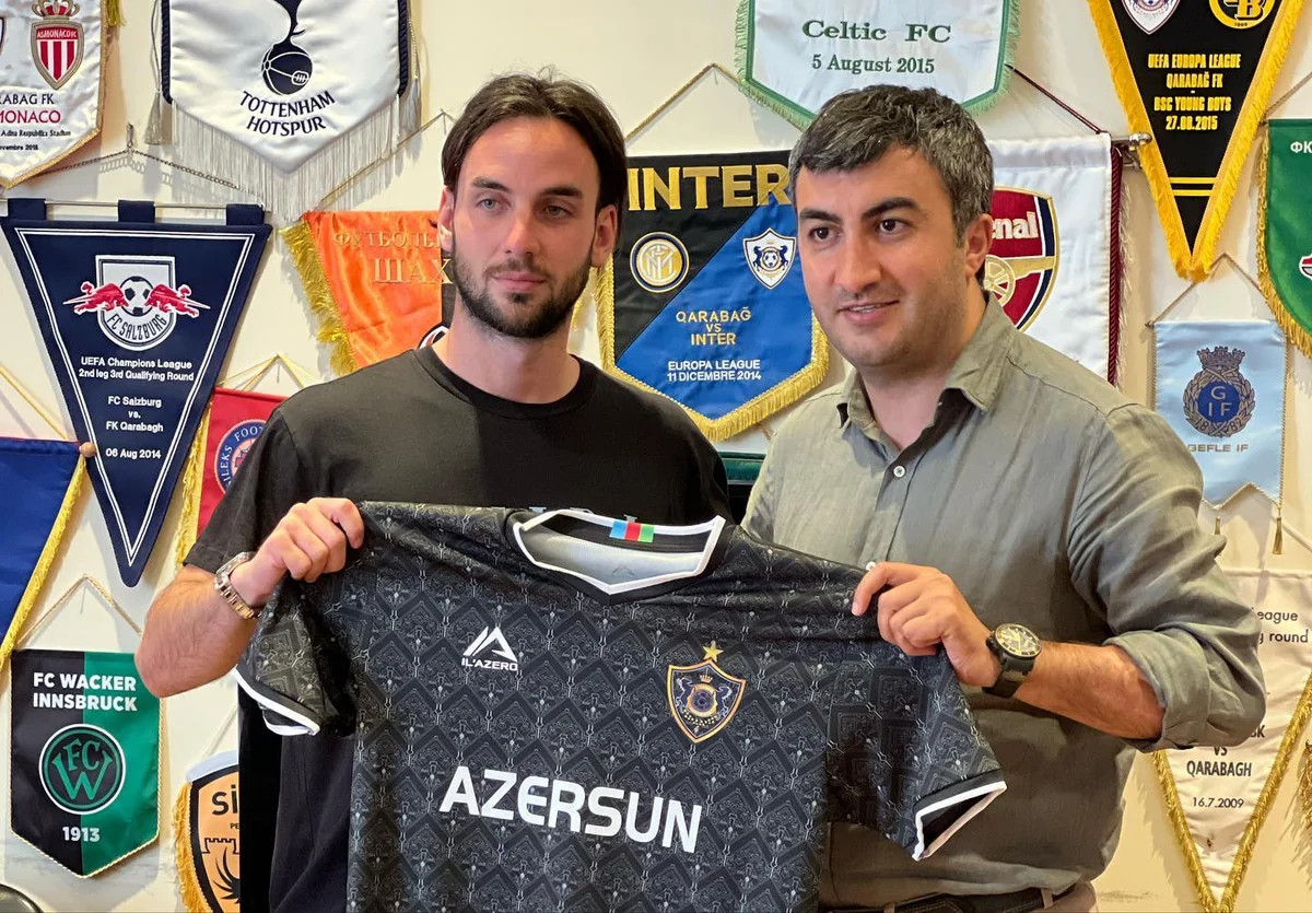 Qarabağ yeni transferi ilə müqavilə bağlayıb