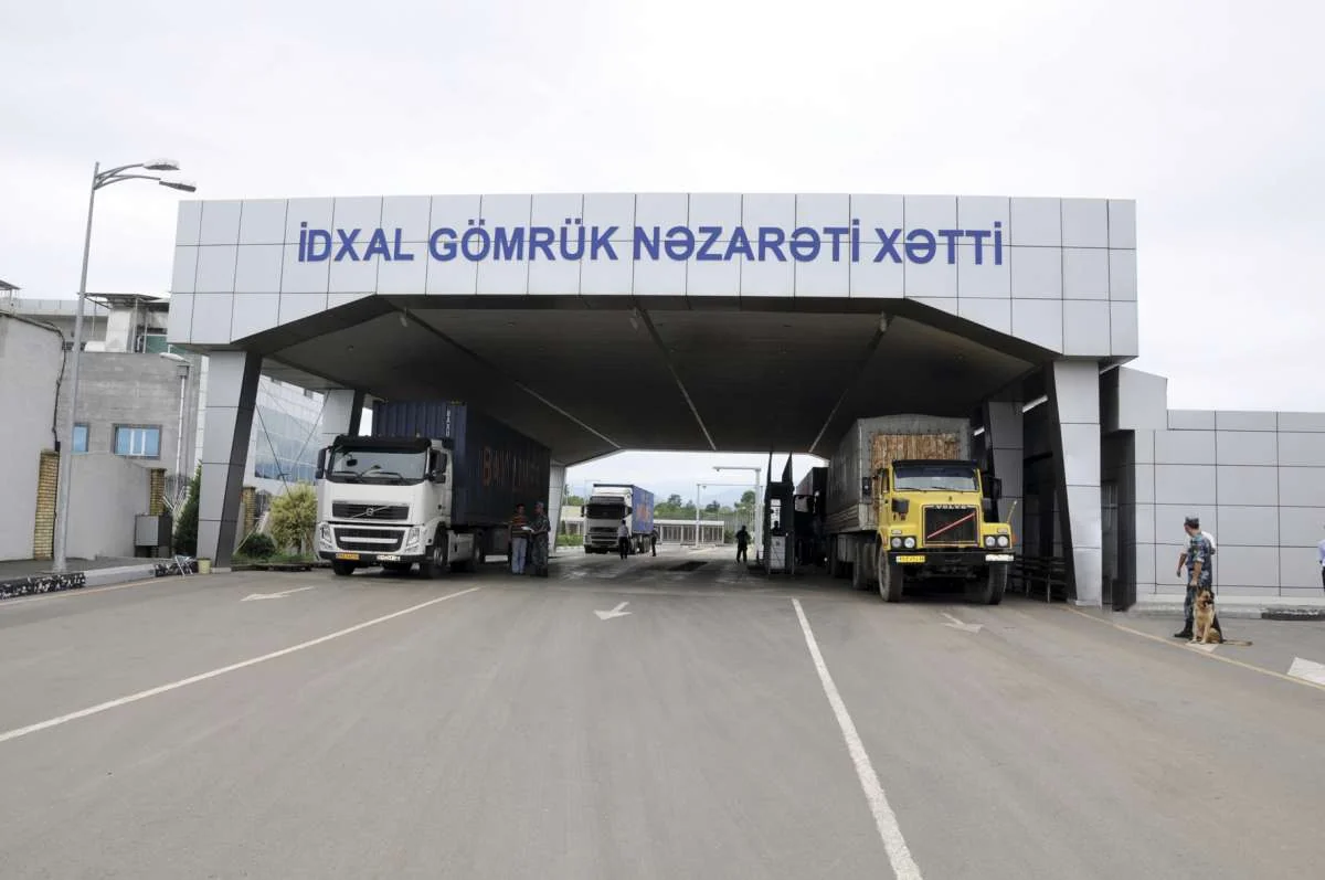 İrandan Gürcüstana “qurudulmuş süd” yükü aparan avtomobildə narkotik aşkarlanıb