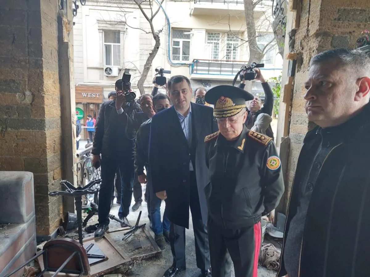 Nazir Kəmaləddin Heydərov partlayış baş vermiş obyektə gəlib